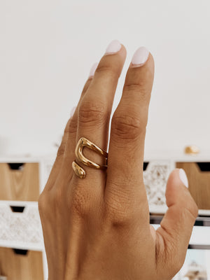 
                  
                    Maria ring
                  
                