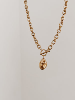 
                  
                    Deniss necklace
                  
                