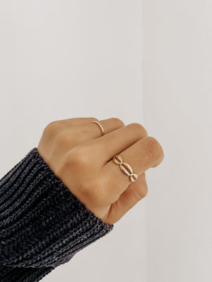 
                  
                    Conchitas ring
                  
                