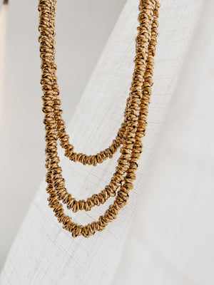 
                  
                    Goldie staple chain
                  
                