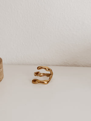 
                  
                    Kesia ring
                  
                