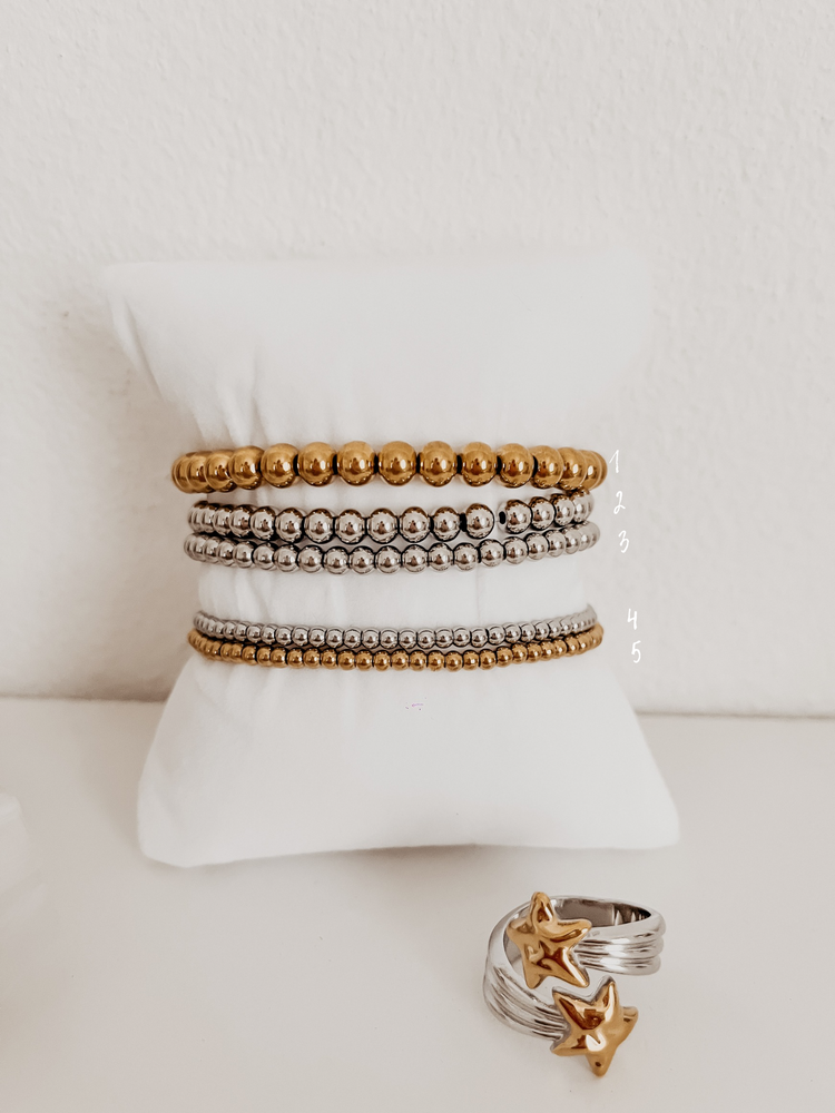 
                  
                    Beaded stainless steel bracelets
                  
                